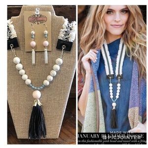 Necklace and earring set